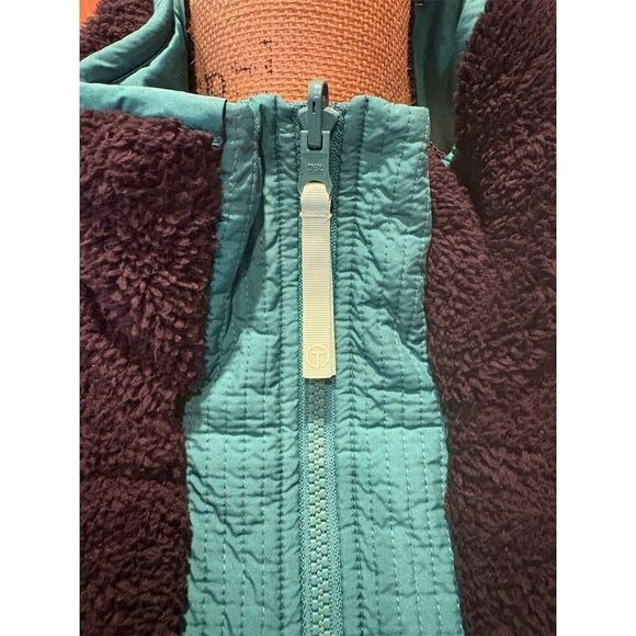 Talbots Women's XL Reversible Quilted Vest Navy/Green Casual Sleeveless - Picture 2 of 10